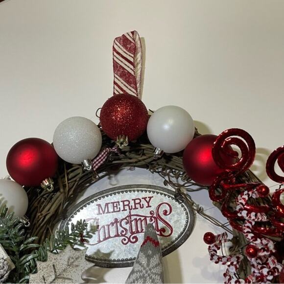 Christmas Grapevine Wreath Peppermint Gnome Let It Snow Handcrafted - Picture 10 of 11